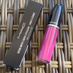 MAC Retro matte liquid “Slipper orchid”